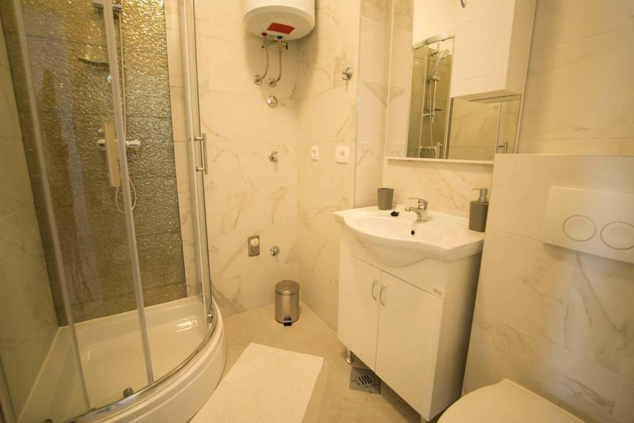 Apartman Neyra 3 スプリト エクステリア 写真